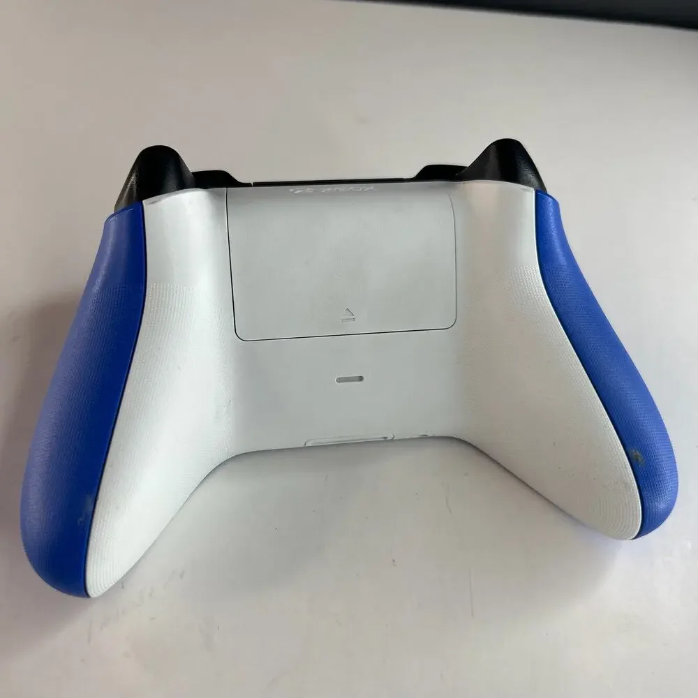 Microsoft Xbox One Wireless Controller Shock Blue Model 1914